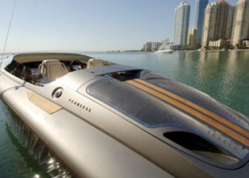 Fearless-Porsche’s limited edition speedboat