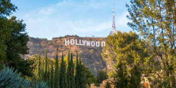 Exploring the Prevalence and Impact of Nepotism in Hollywood and the Fashion Industry